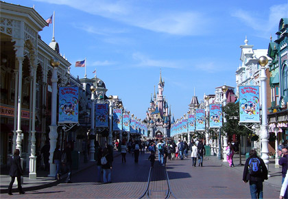 Mickey's Magical Party decorations