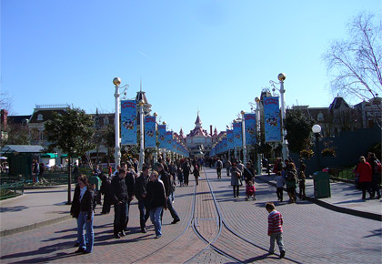 Mickey's Magical Party decorations