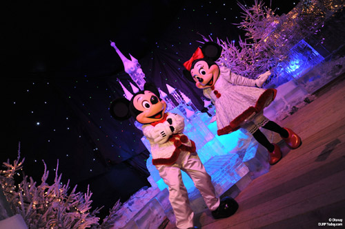 Mickey and Minnie launch Champs Elysées Christmas market