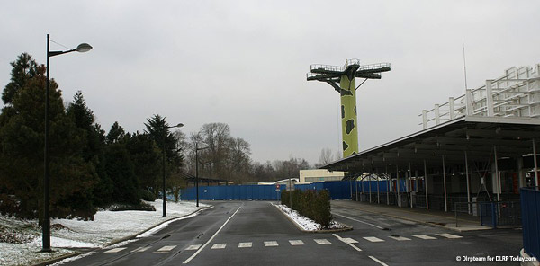 Toy Soldiers Parachute Drop