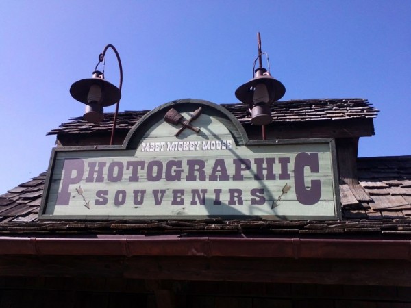 Temporary Meet Mickey Mouse at Cottonwood Creek Ranch (C) @InsideDLParis