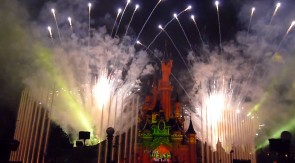 St David's Day fireworks at Disneyland Paris [Still © DlrpWelcome]