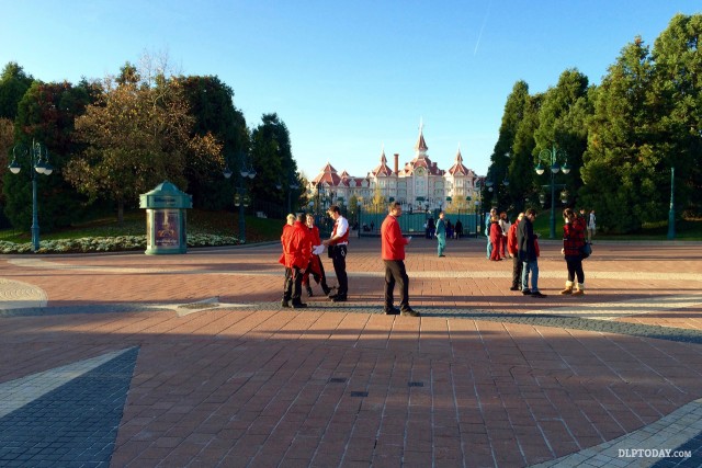 Disneyland Park gates closed, Sunday 15th November 2015