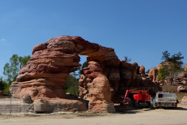 Disneyland Paris Experience Enhancement Plan: Big Thunder Mountain