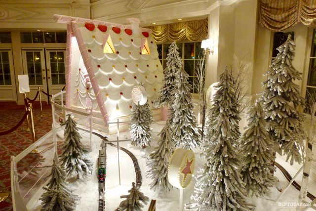 Disneyland Hotel Christmas Gingerbread House - 2012