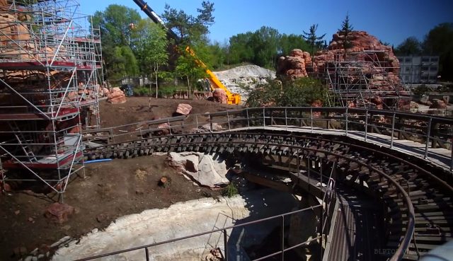 Video: Inside explosive new projection mapping effects in Big Thunder Mountain