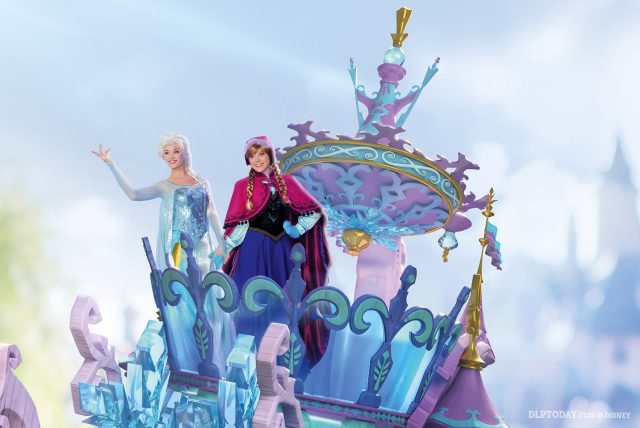 Frozen Anna Elsa float in Disney Stars on Parade at Disneyland Paris 25th Anniversary