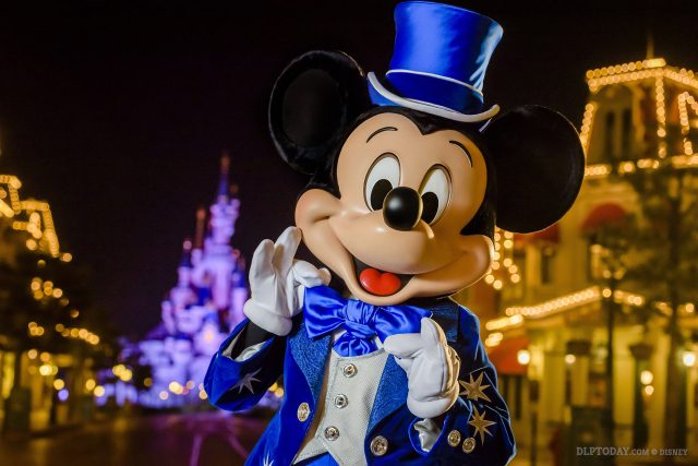 Mickey and Minnie's "sparkling blue" Disneyland Paris 25th Anniversary outfits revealed